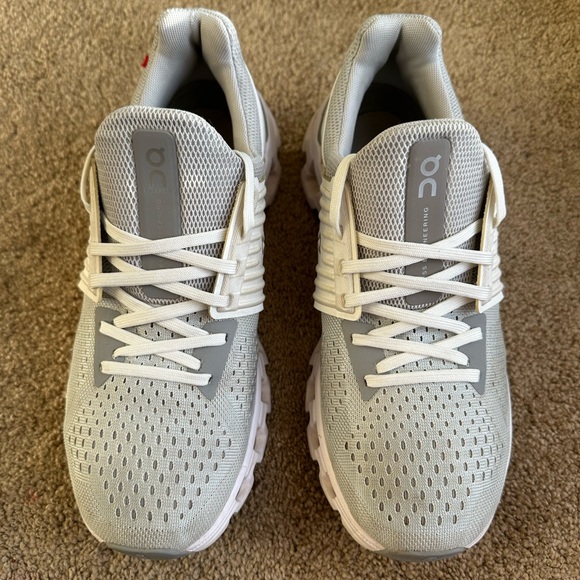 On Running women’s size9 Cloud Running Shoes — Light Gray and White - Picture 2 of 10